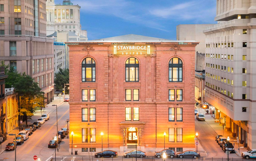 Staybridge Suites Baltimore Inner Harbor ホテル イメージ